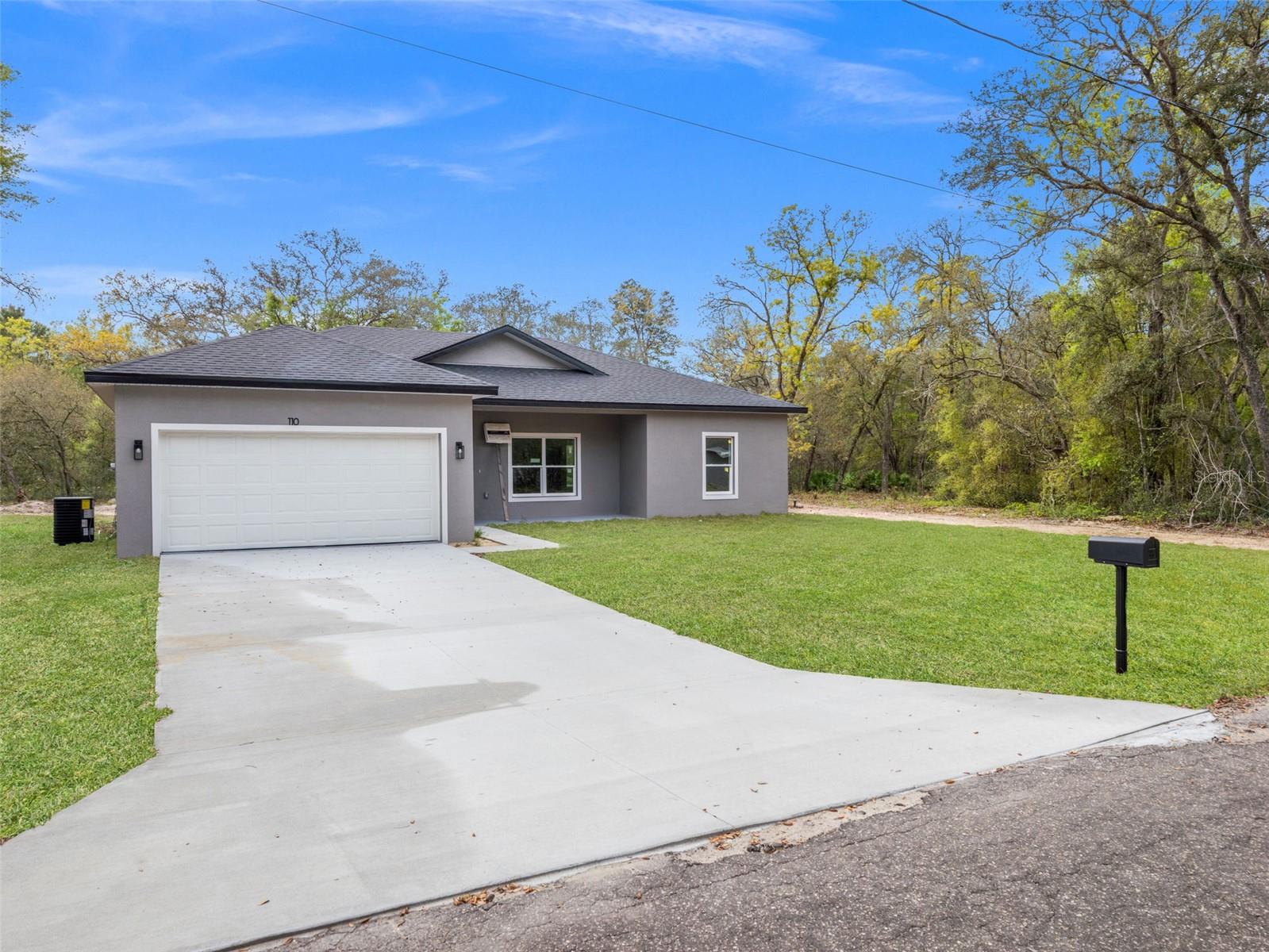 SILVER SPGS SHORES UN #38 - Residential