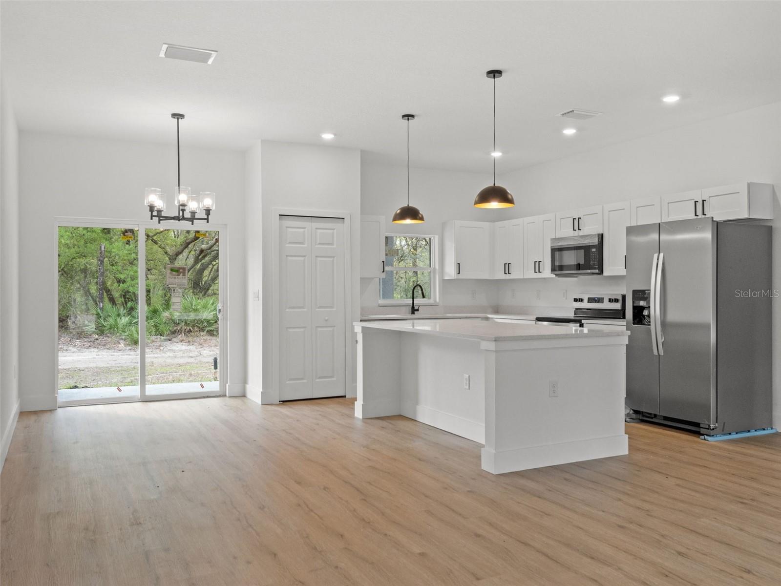 SILVER SPGS SHORES UN #38 - Residential