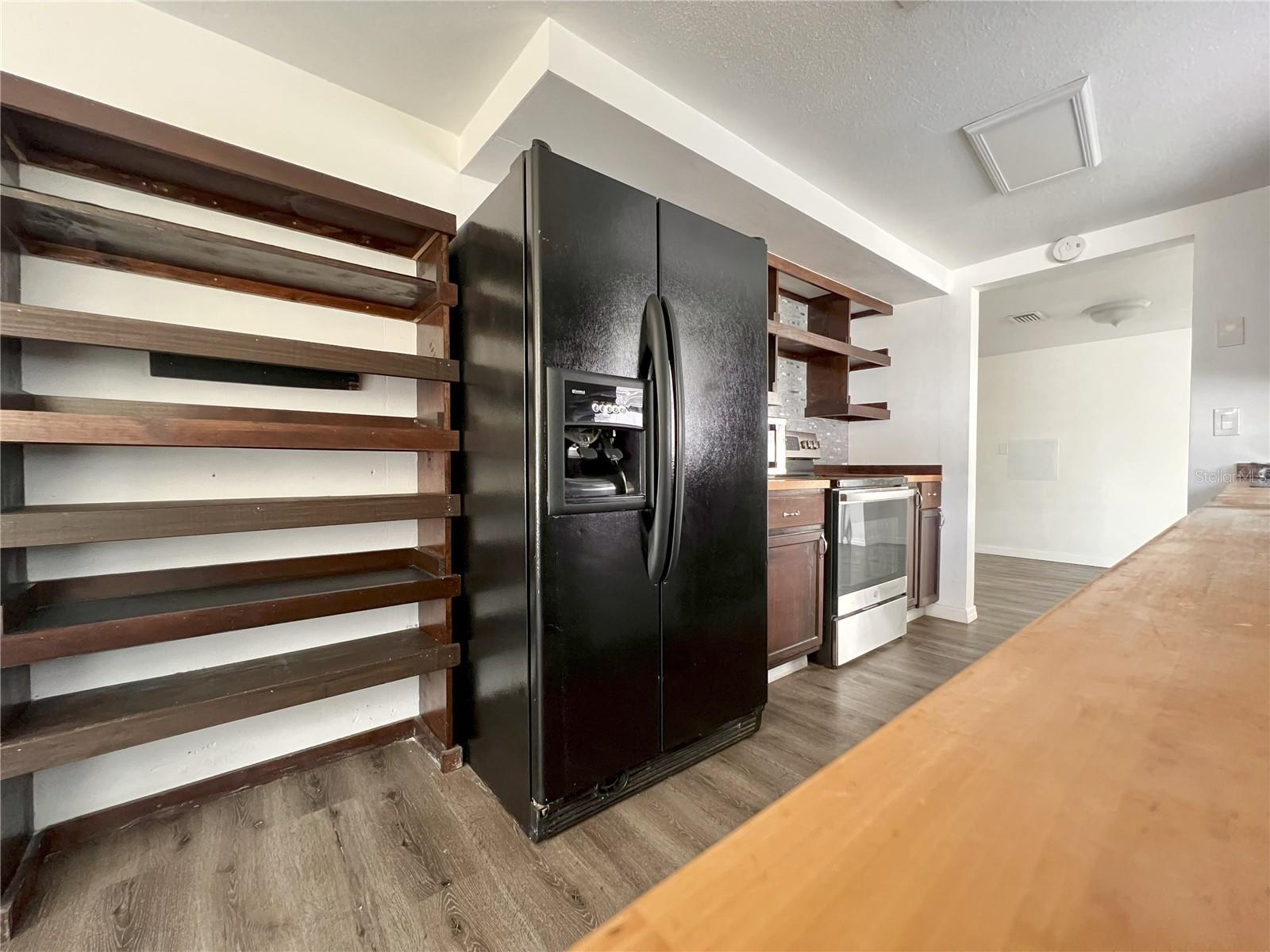 5507 CASINO DRIVE
