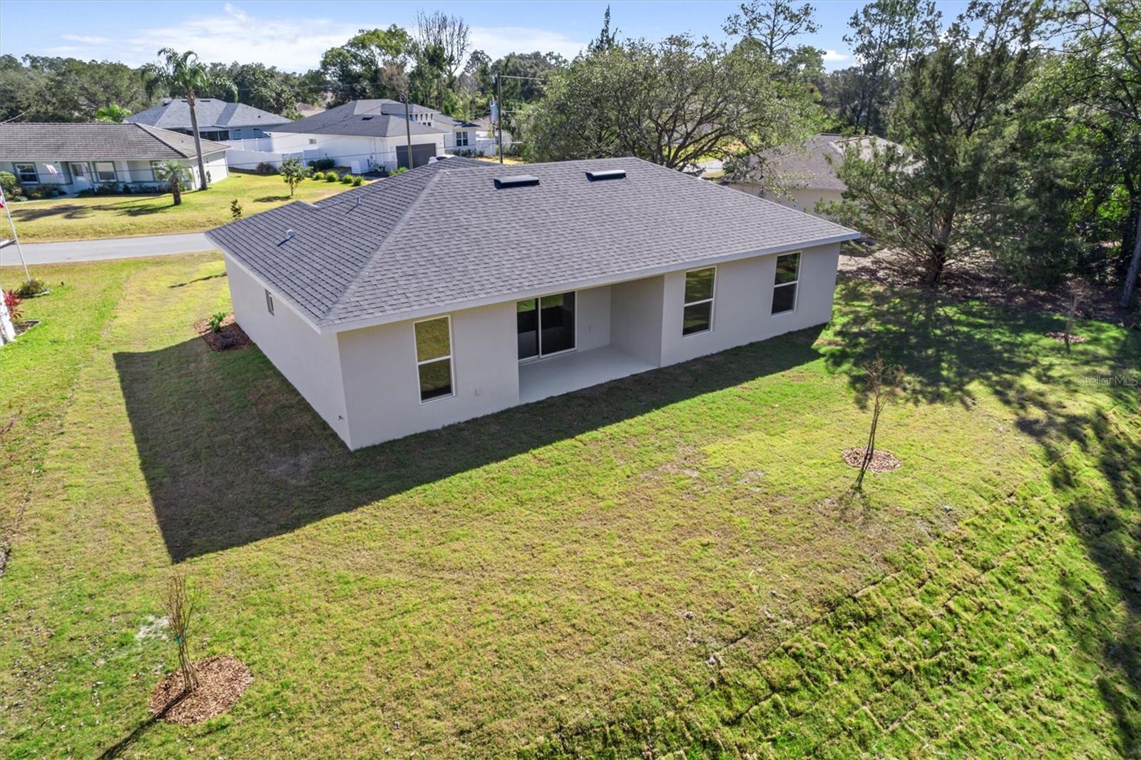 52 PERSHING LANE