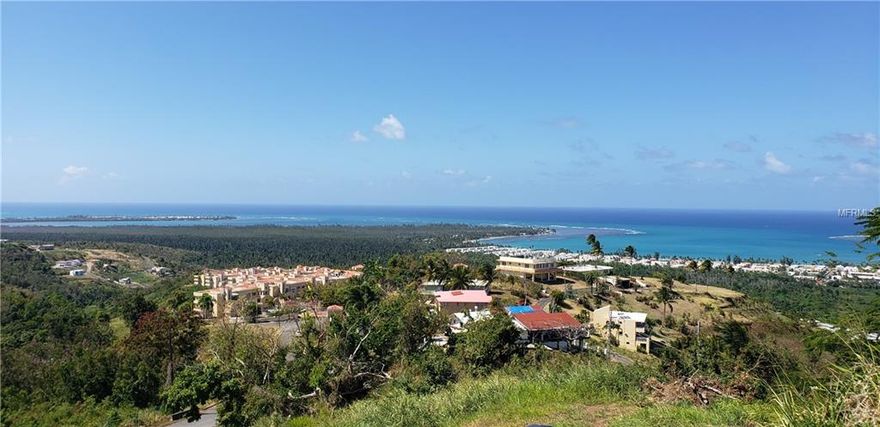 An extraordinary lot of land (1,805 m2) located on highway 968 km 2.1 near Rio Mar Beach Resort. Excellent lot of three levels of land located at the top of the hill. It has an unbeatable view of the sea, ideal to build the home of your dreams. Do not lose this great opportunity.