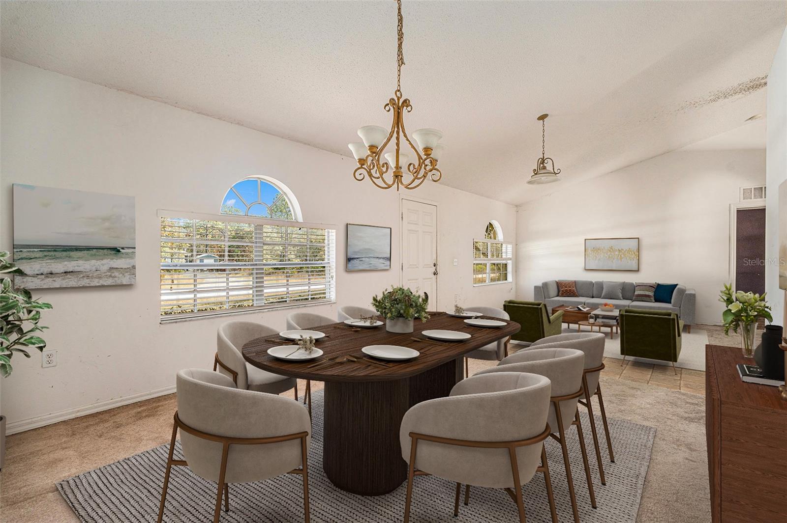 ROYAL HIGHLANDS - Residential