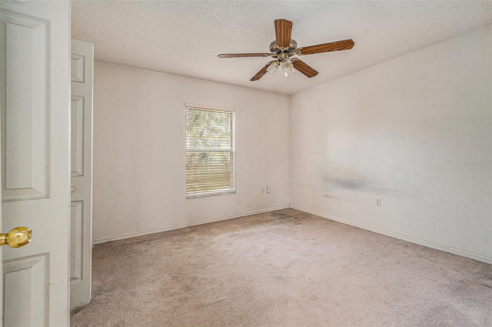 ROYAL HIGHLANDS - Residential