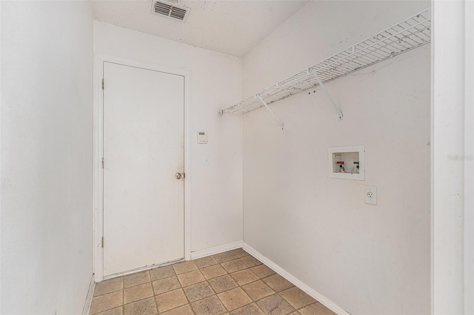 ROYAL HIGHLANDS - Residential