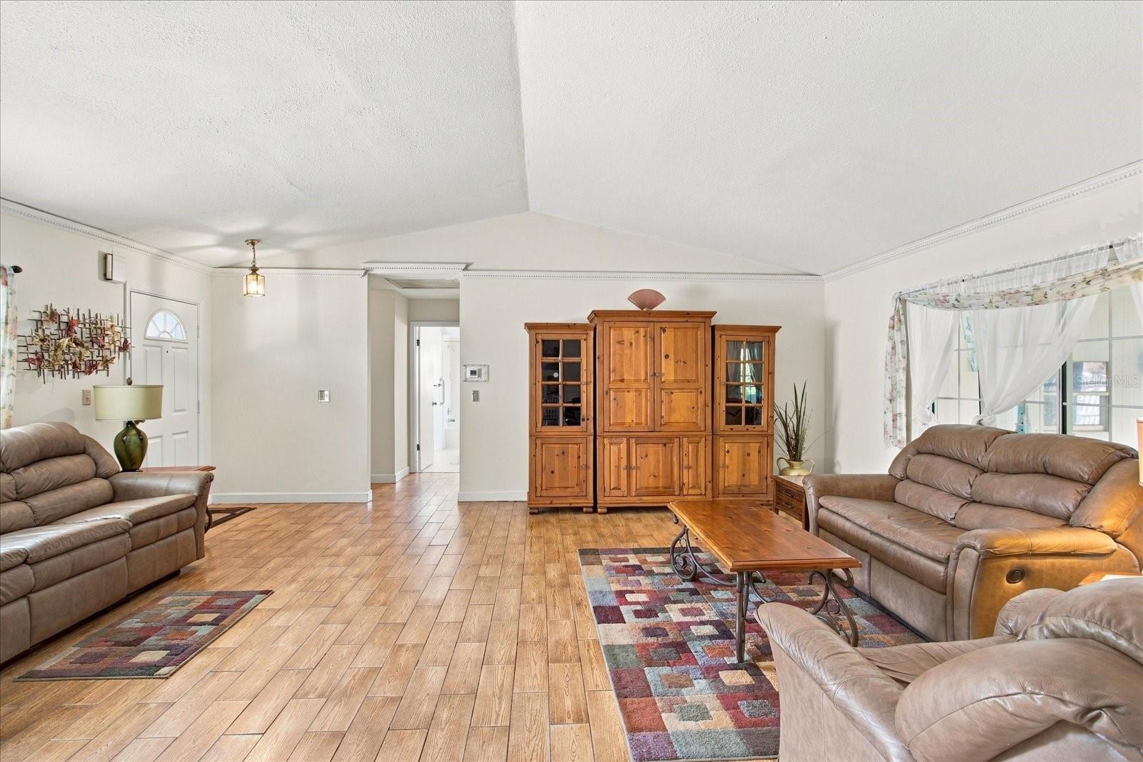 3240 AUTUMNWOOD TRAIL