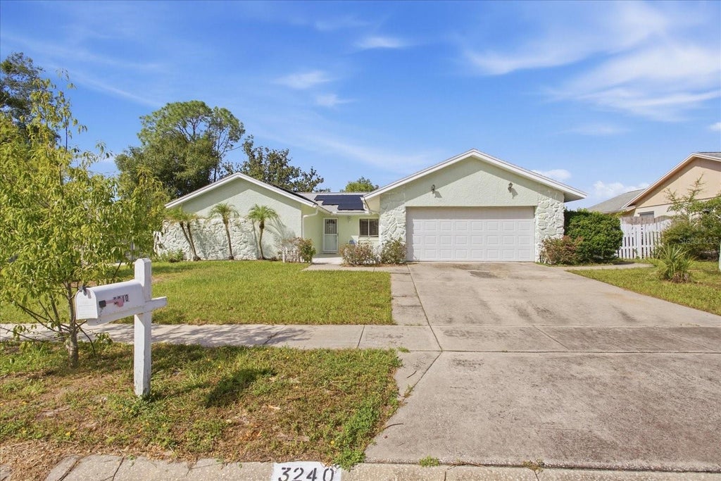 Photo of 3240 Autumnwood Trail, Apopka, FL 32703 (MLS # O6443843)