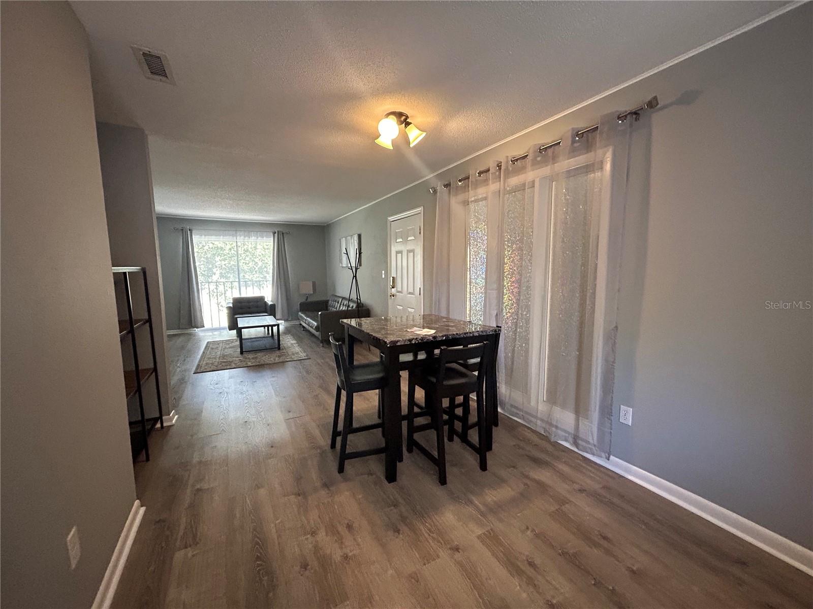 HAWTHORNE RESERVE - Residential Lease