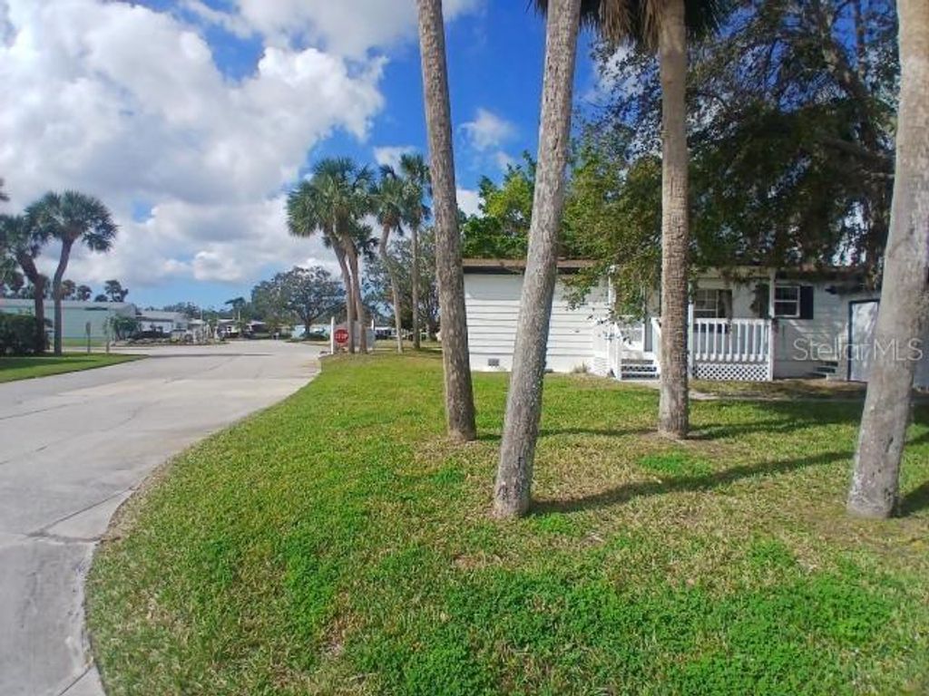 Photo of 61 Mourningdove Court, Ellenton, FL 34222 (MLS # TB8418096)