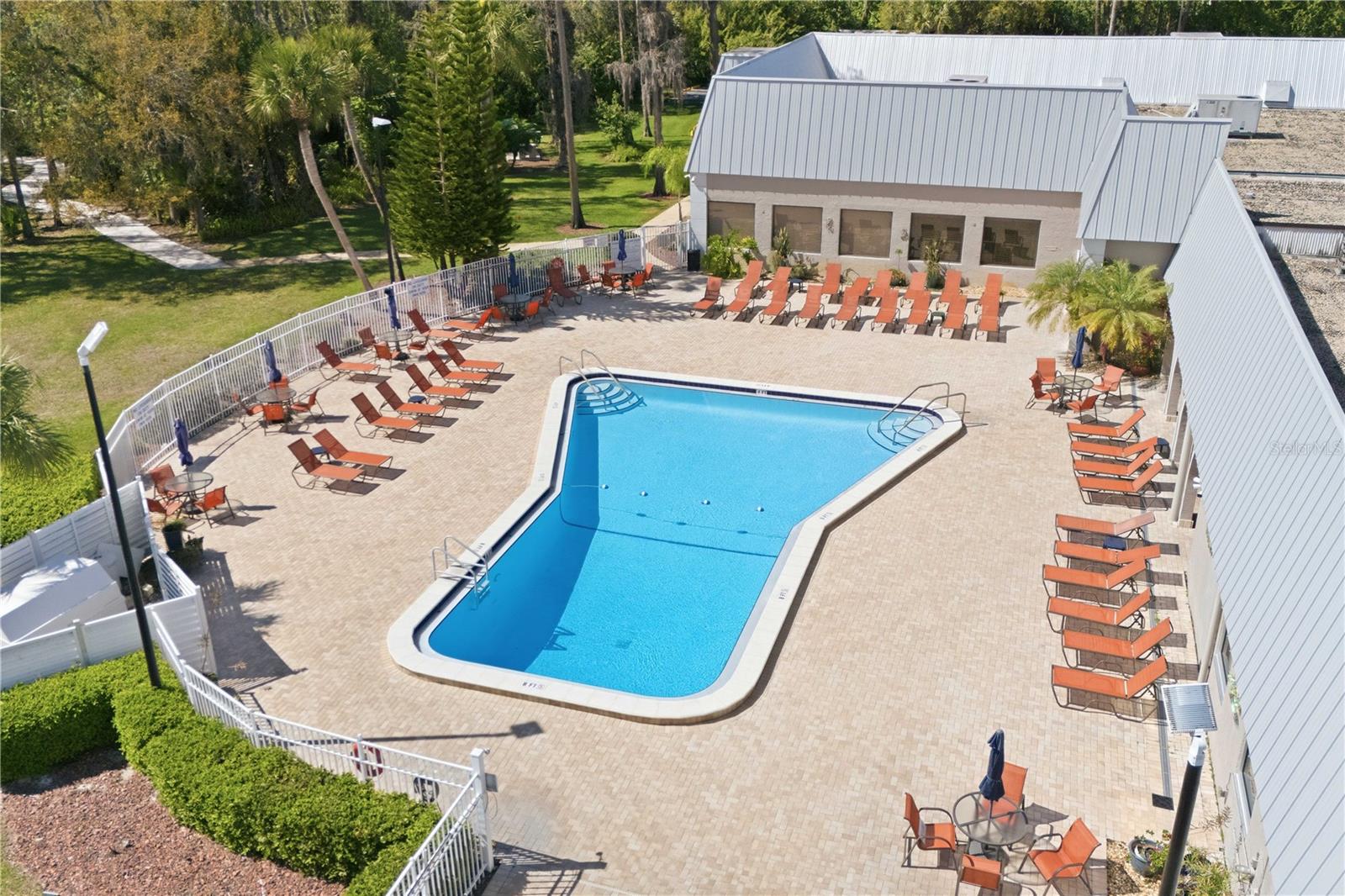 PARADISE POINTE WEST - Residential