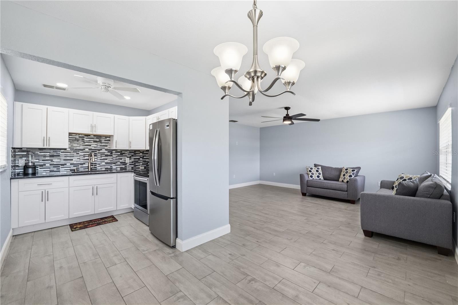 PARADISE POINTE WEST - Residential