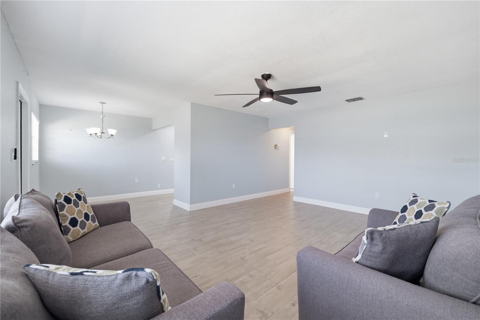 PARADISE POINTE WEST - Residential