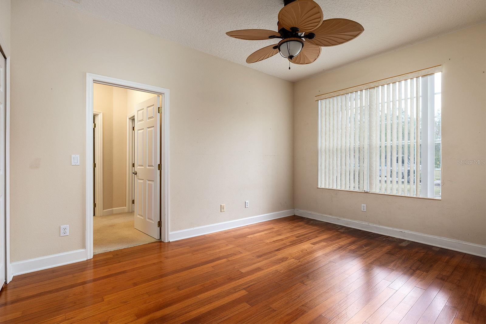 LIVE OAK RESERVE UNIT THREE - Residential