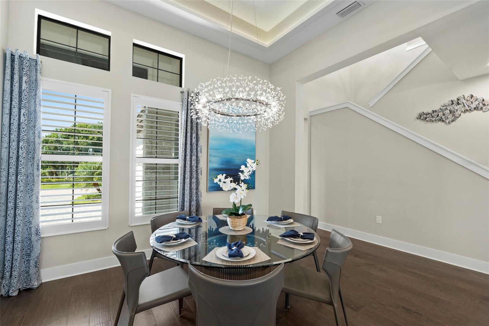 LAKEHOUSE COVE AT WATERSIDE - Residential