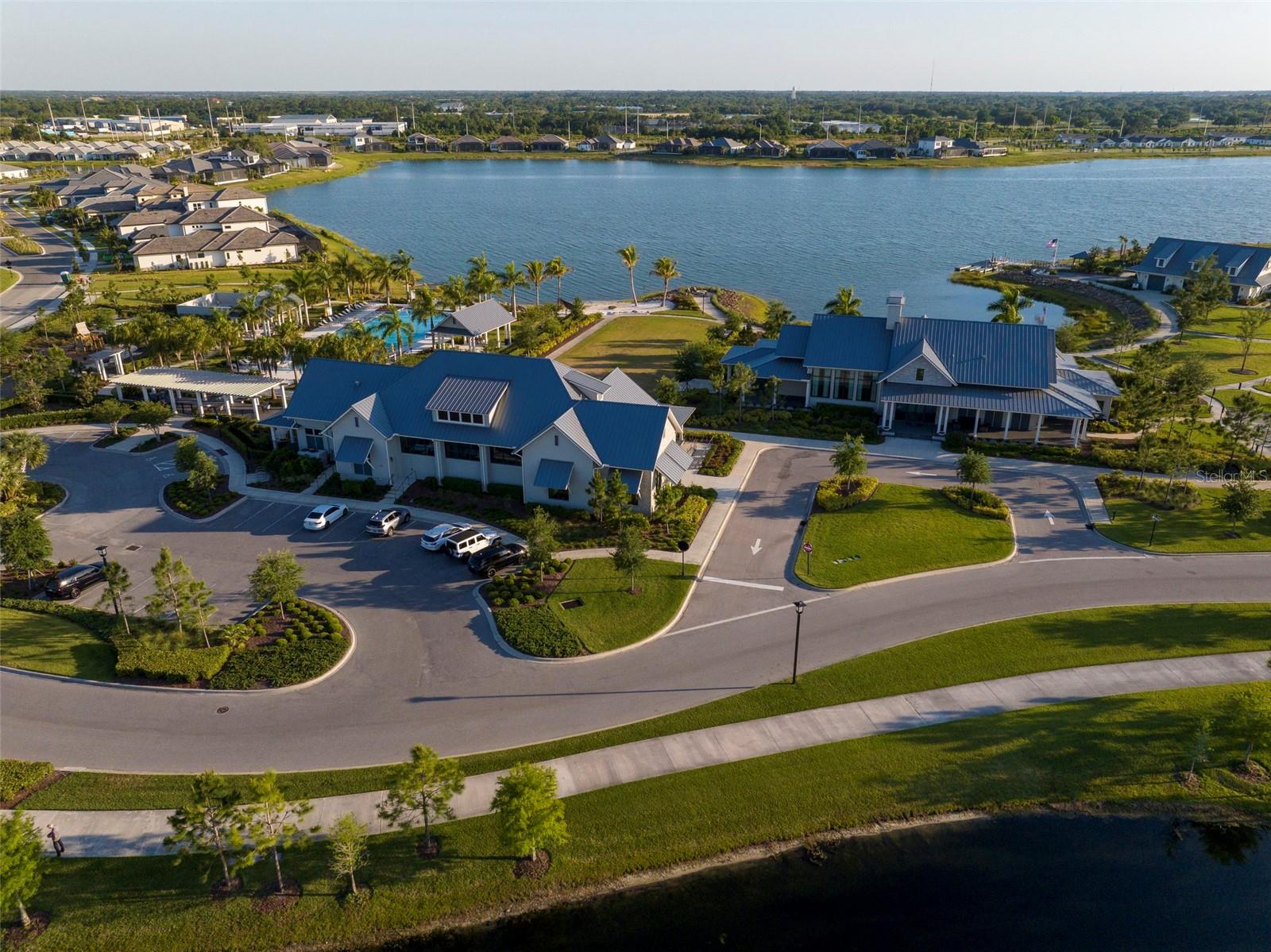 LAKEHOUSE COVE AT WATERSIDE - Residential