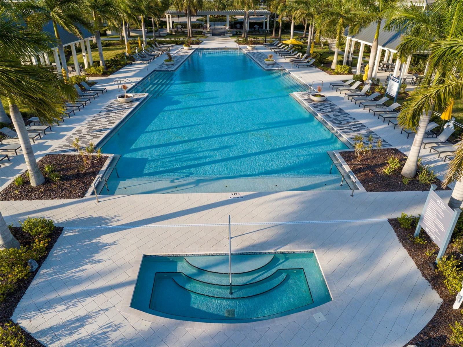 LAKEHOUSE COVE AT WATERSIDE - Residential