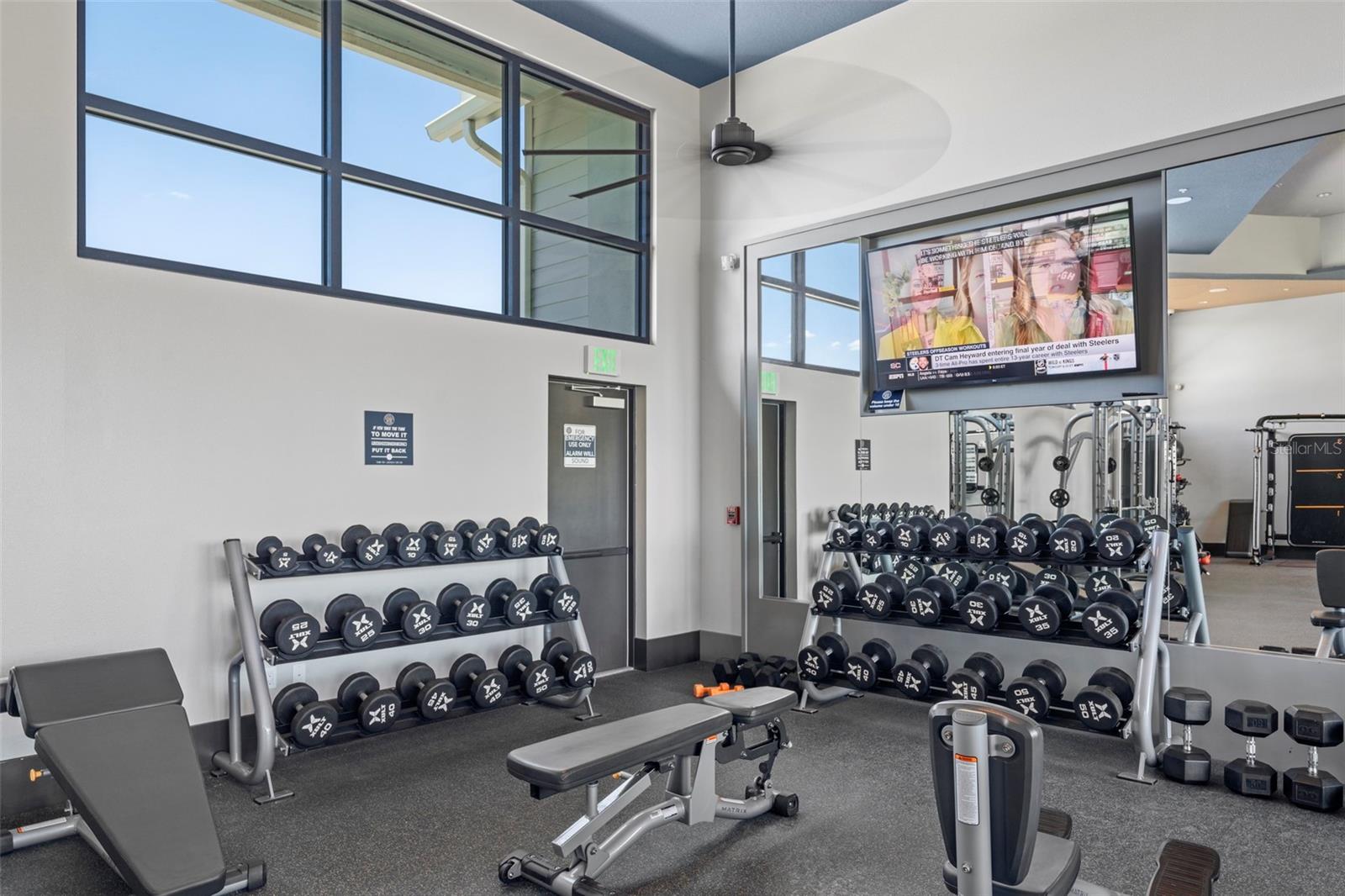 LAKEHOUSE COVE AT WATERSIDE - Residential