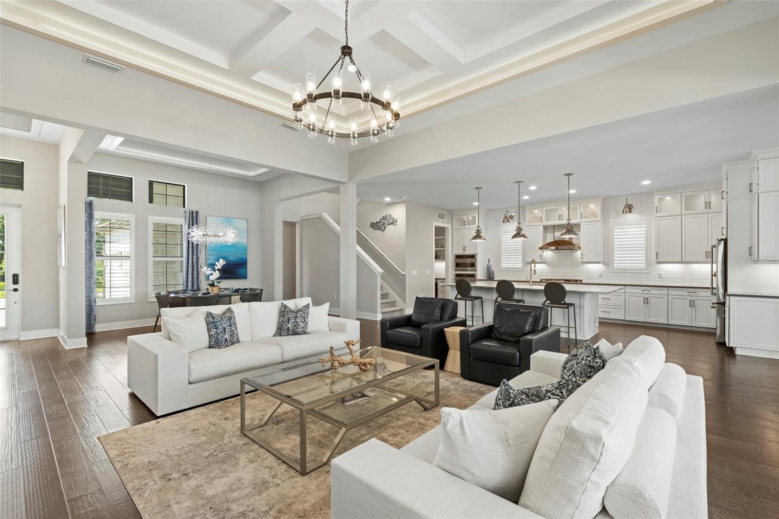 LAKEHOUSE COVE AT WATERSIDE - Residential