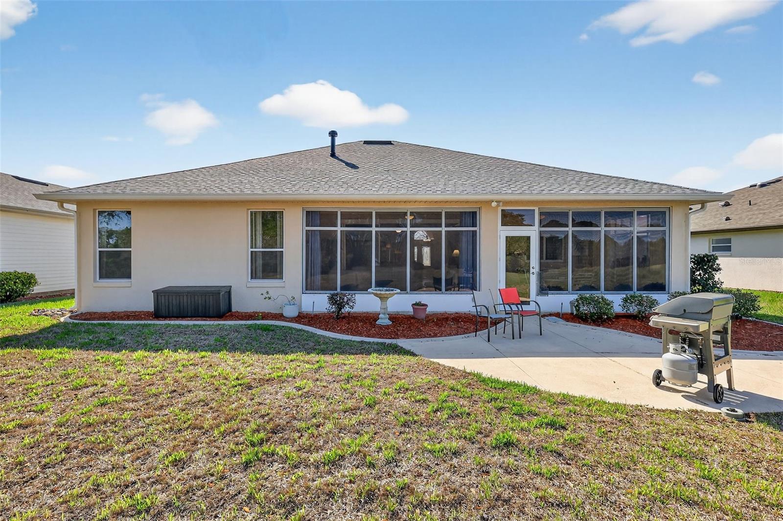 ROYAL HIGHLANDS PH 02 LT 992 ORB 1976 PG 173 - Residential