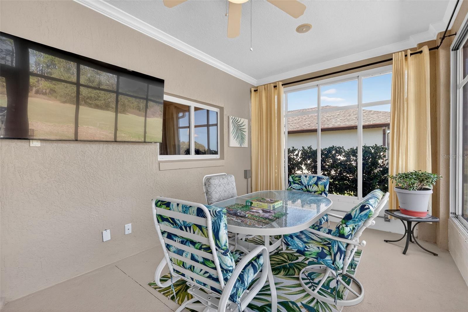 ROYAL HIGHLANDS PH 02 LT 992 ORB 1976 PG 173 - Residential