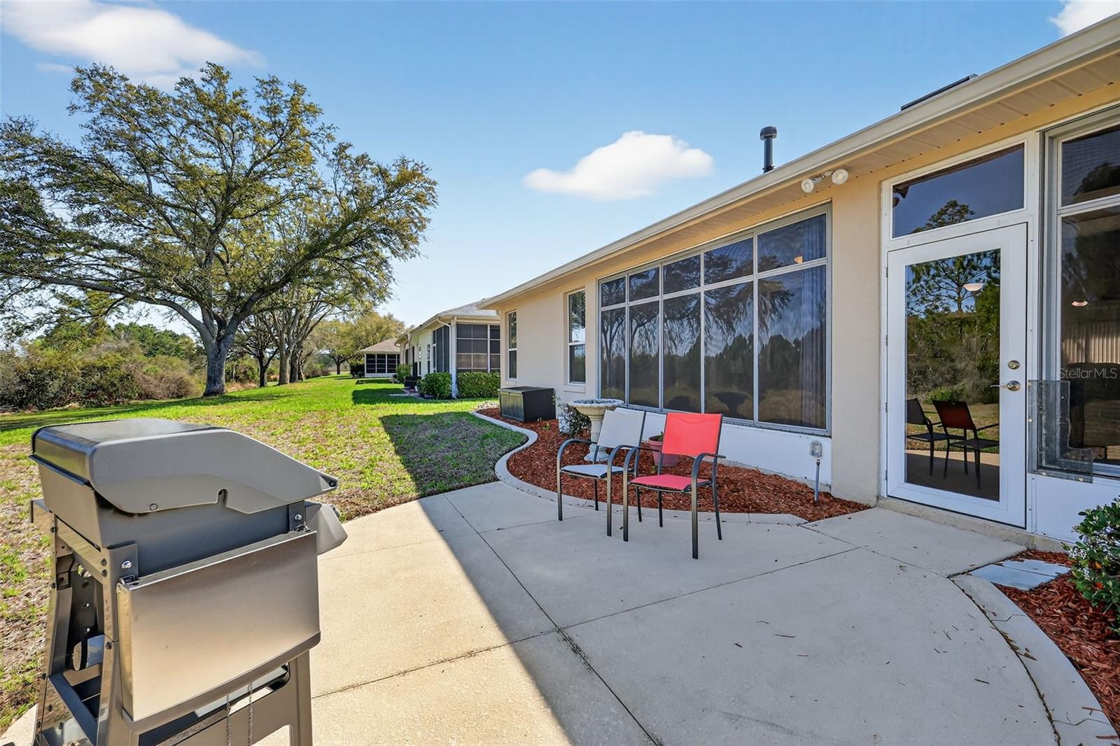 ROYAL HIGHLANDS PH 02 LT 992 ORB 1976 PG 173 - Residential