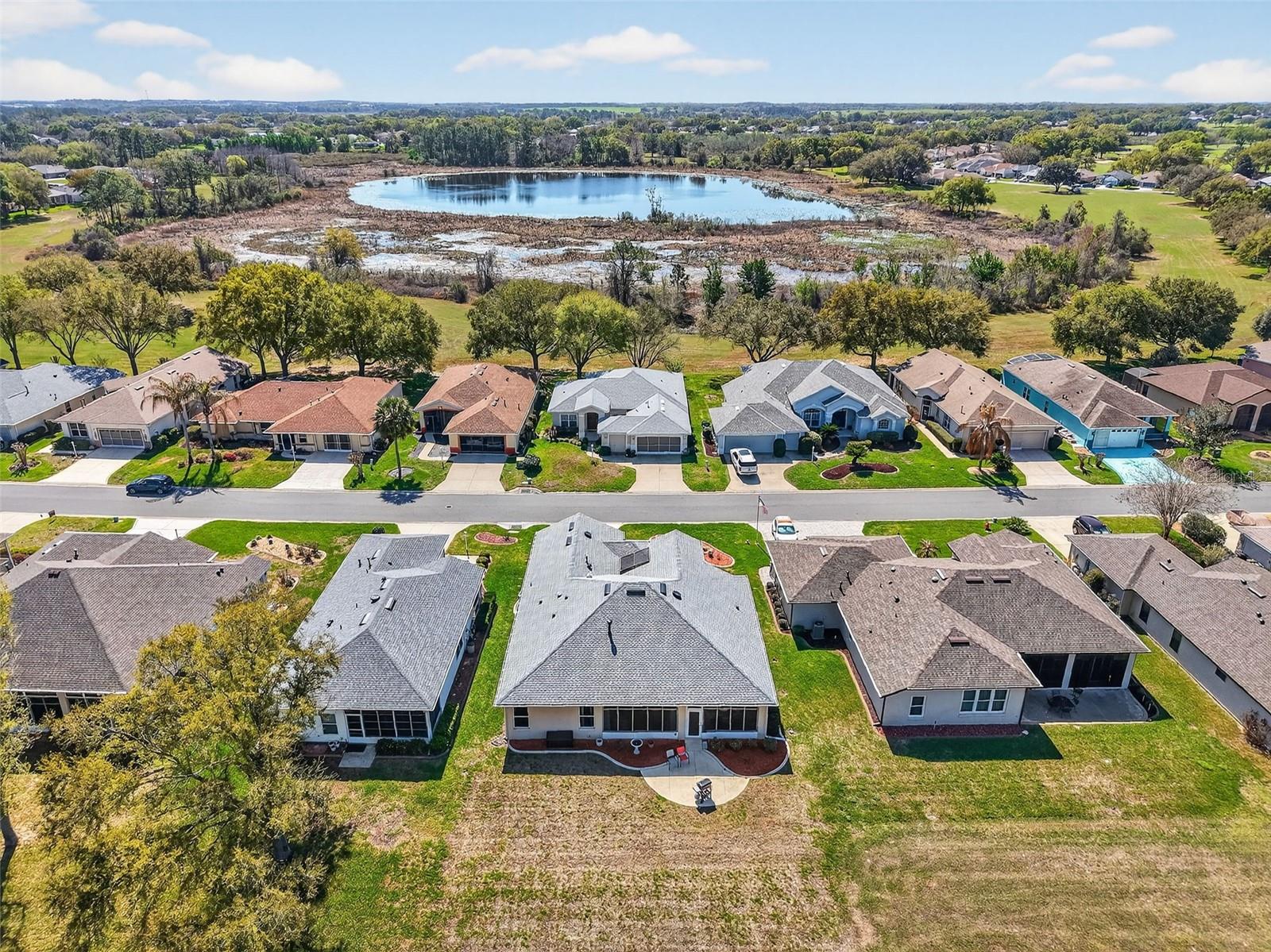 ROYAL HIGHLANDS PH 02 LT 992 ORB 1976 PG 173 - Residential