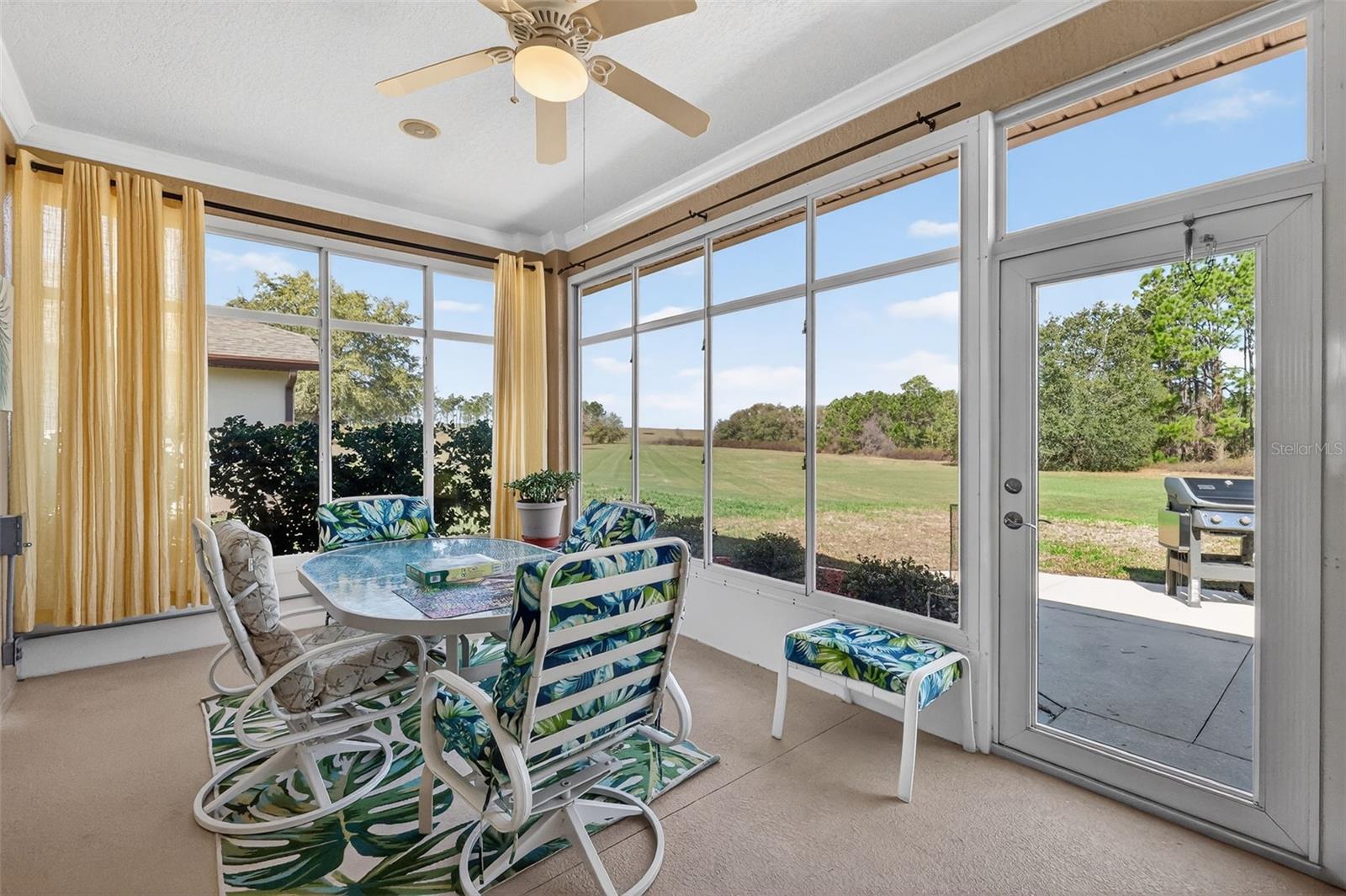 ROYAL HIGHLANDS PH 02 LT 992 ORB 1976 PG 173 - Residential