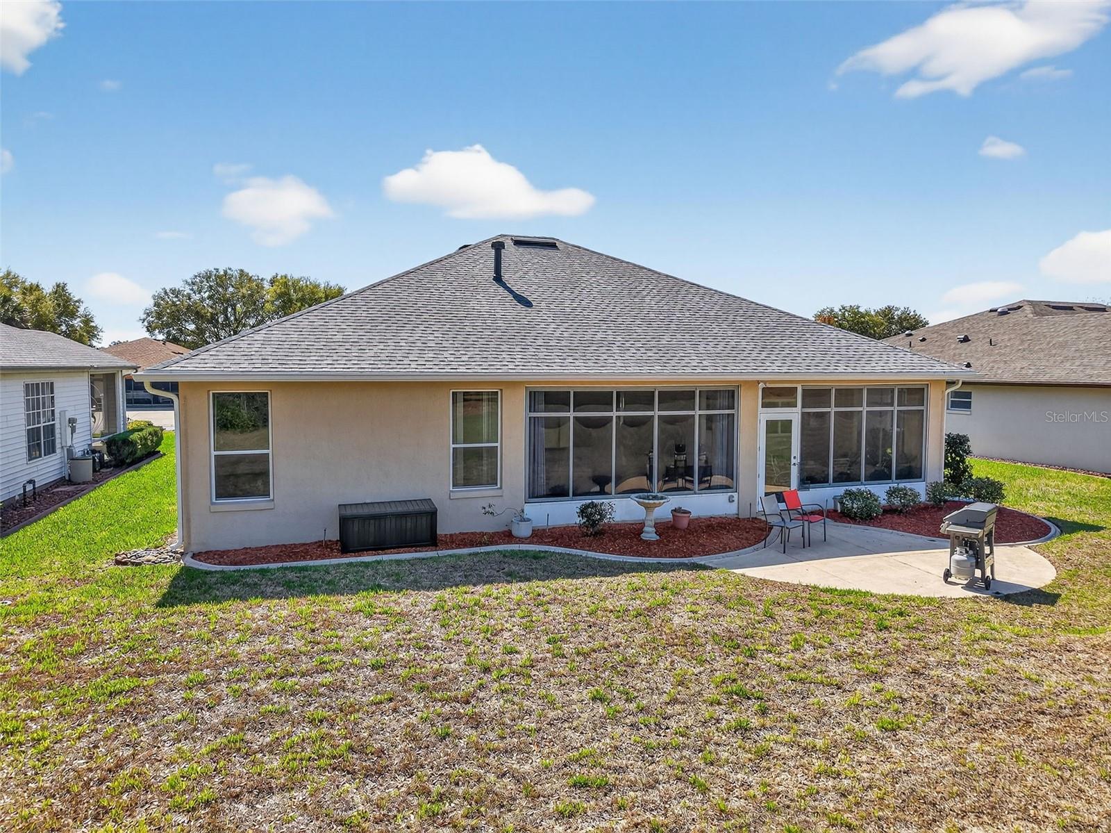 ROYAL HIGHLANDS PH 02 LT 992 ORB 1976 PG 173 - Residential