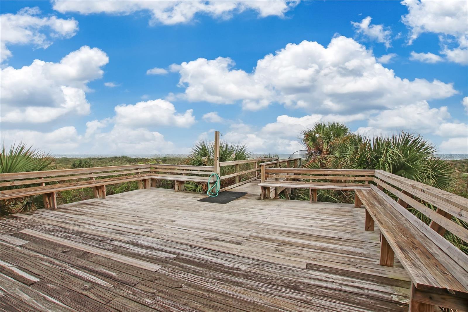 QUAIL HOLLOW CONDOS - Residential