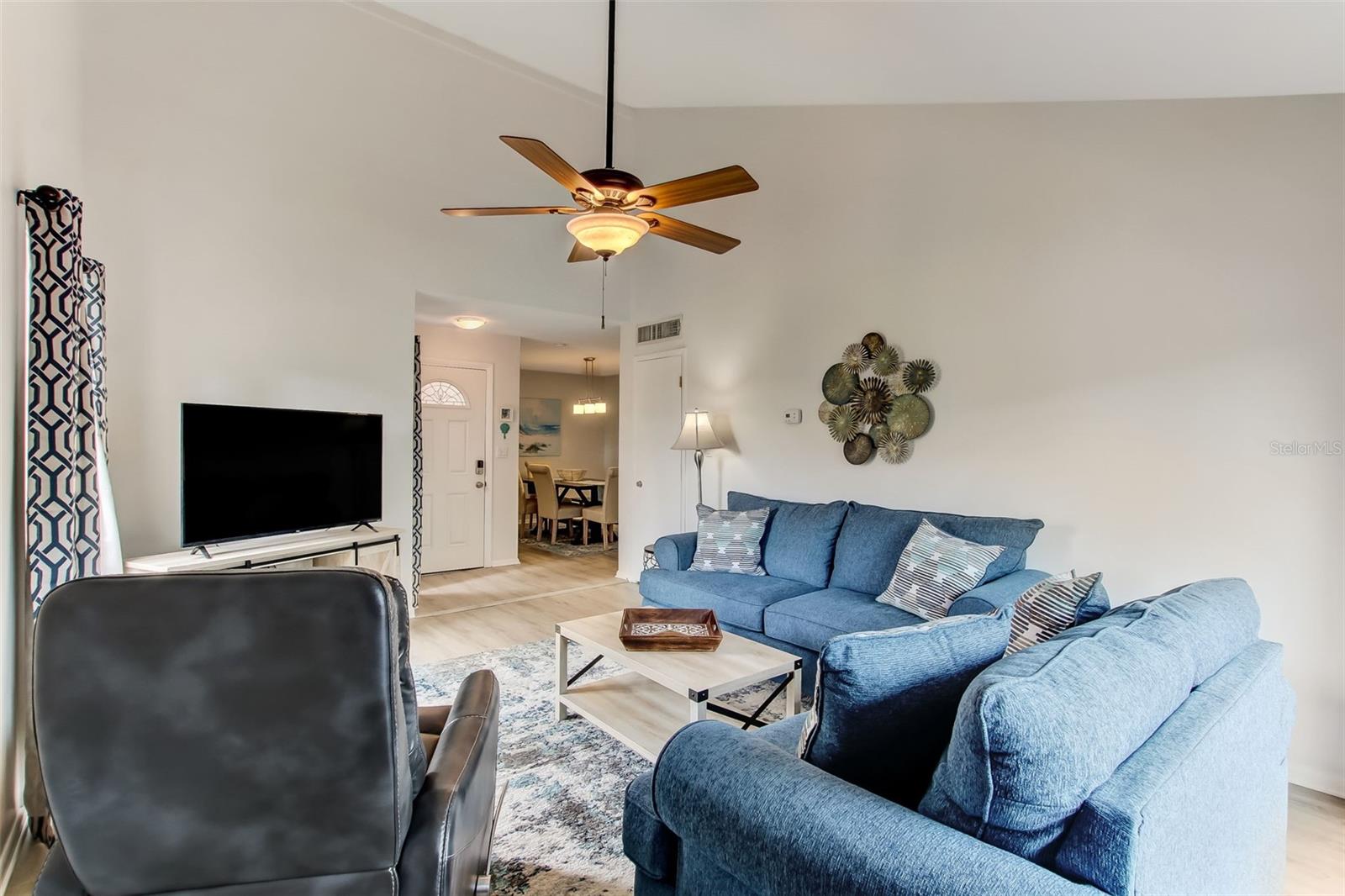 QUAIL HOLLOW CONDOS - Residential