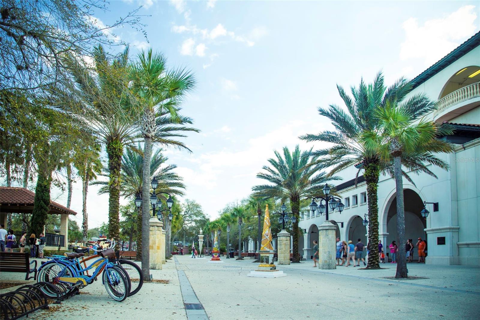 QUAIL HOLLOW CONDOS - Residential