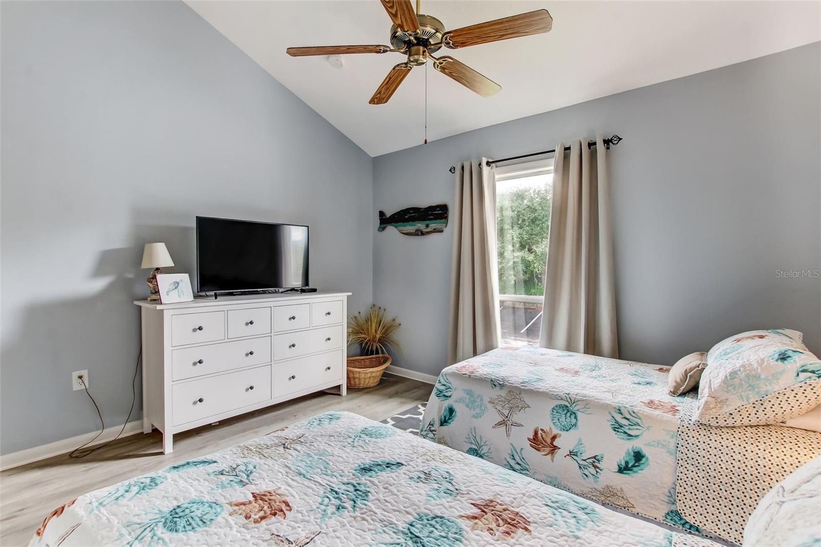 QUAIL HOLLOW CONDOS - Residential