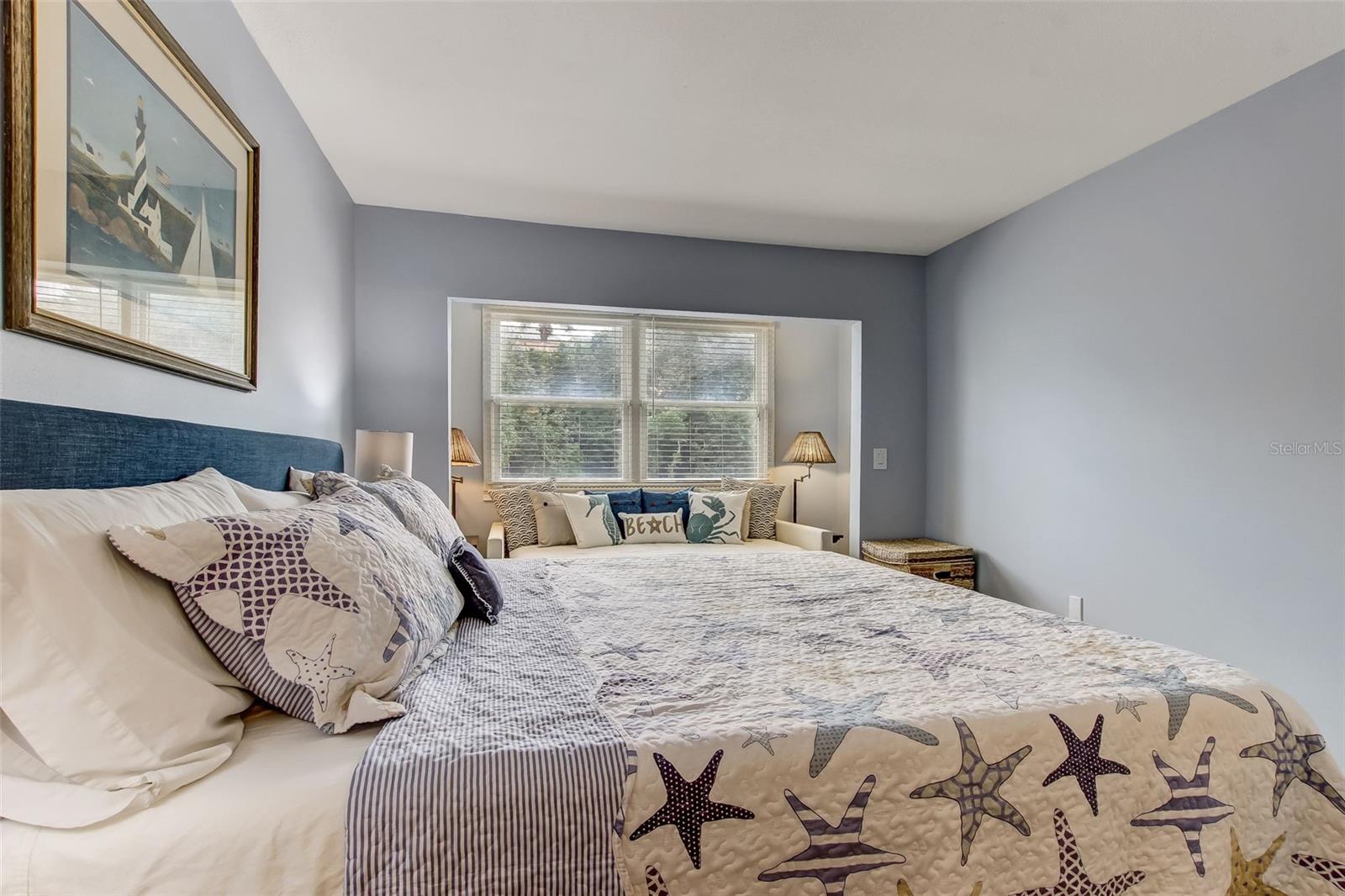 QUAIL HOLLOW CONDOS - Residential