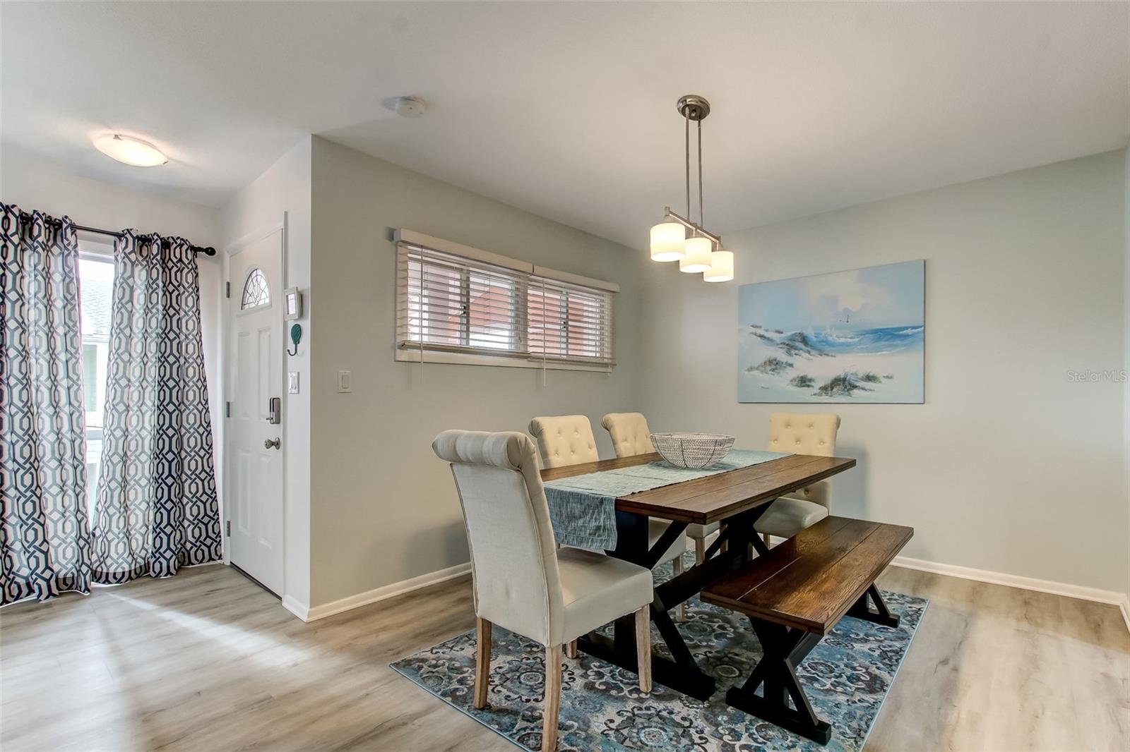 QUAIL HOLLOW CONDOS - Residential