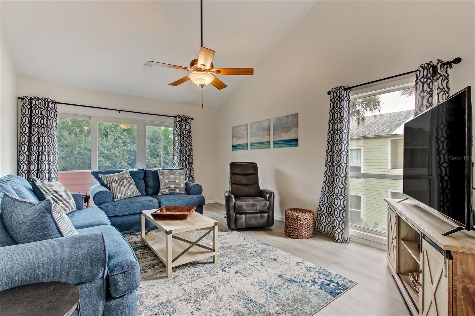 QUAIL HOLLOW CONDOS - Residential