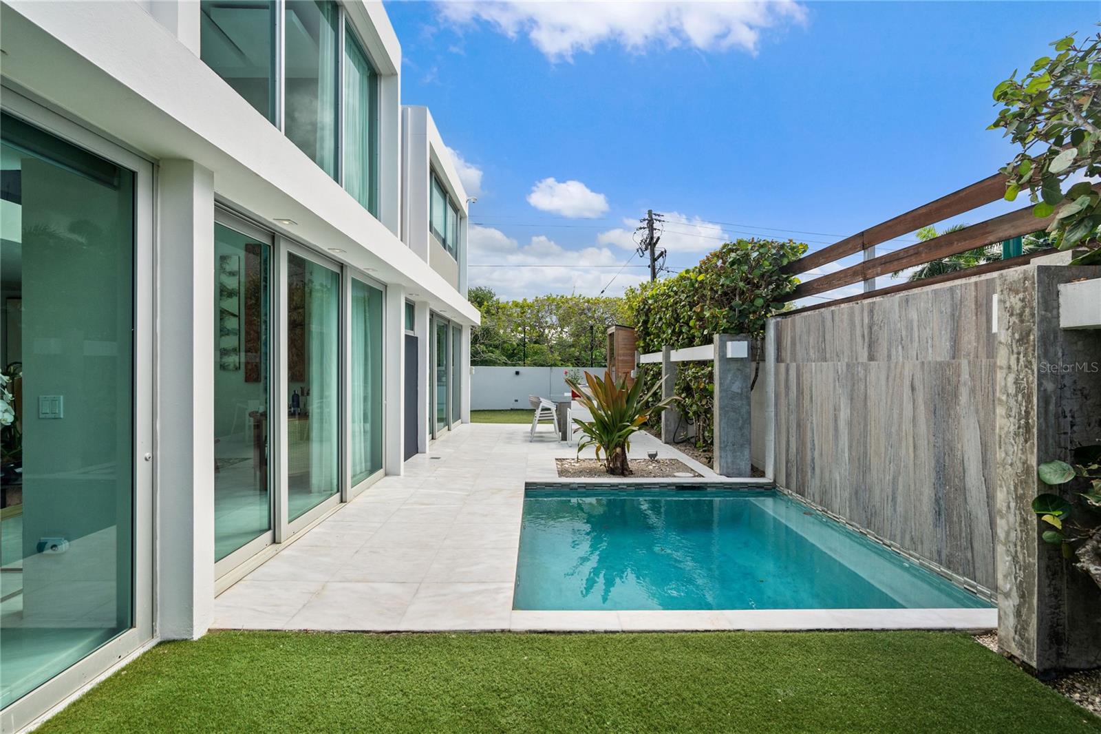 GARDEN HILLS VILLAS - Residential