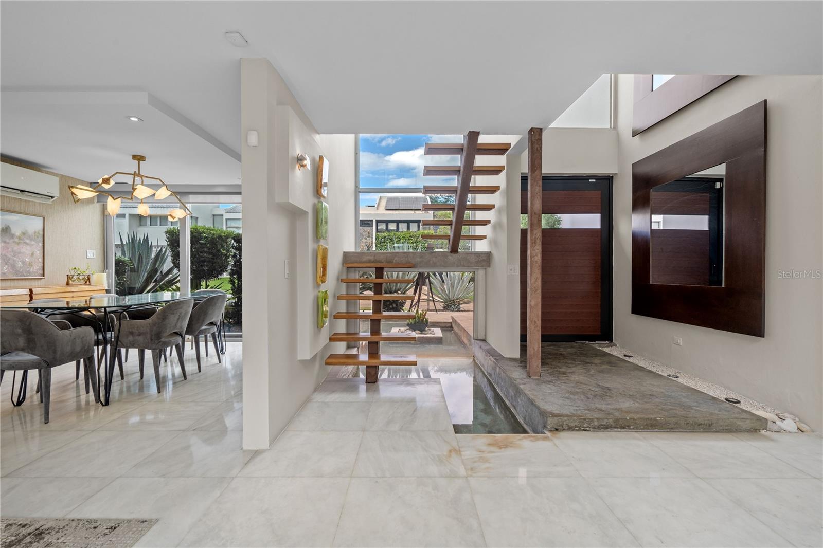 GARDEN HILLS VILLAS - Residential