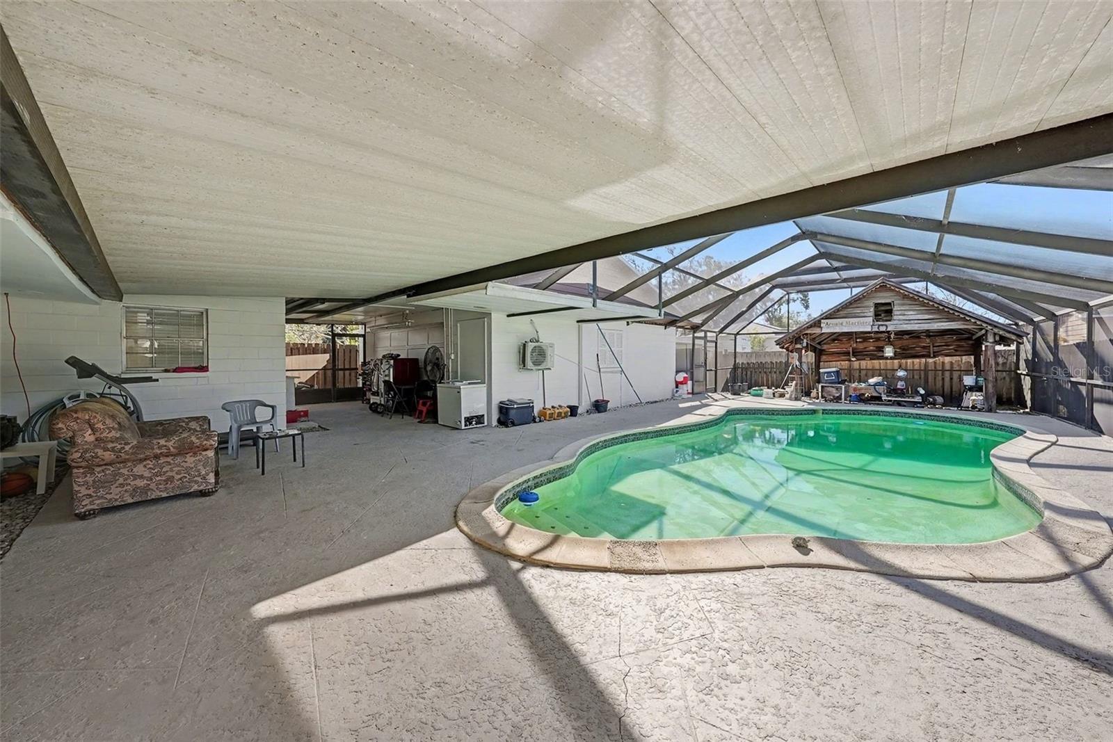 MEADOWS ESTATES - Residential