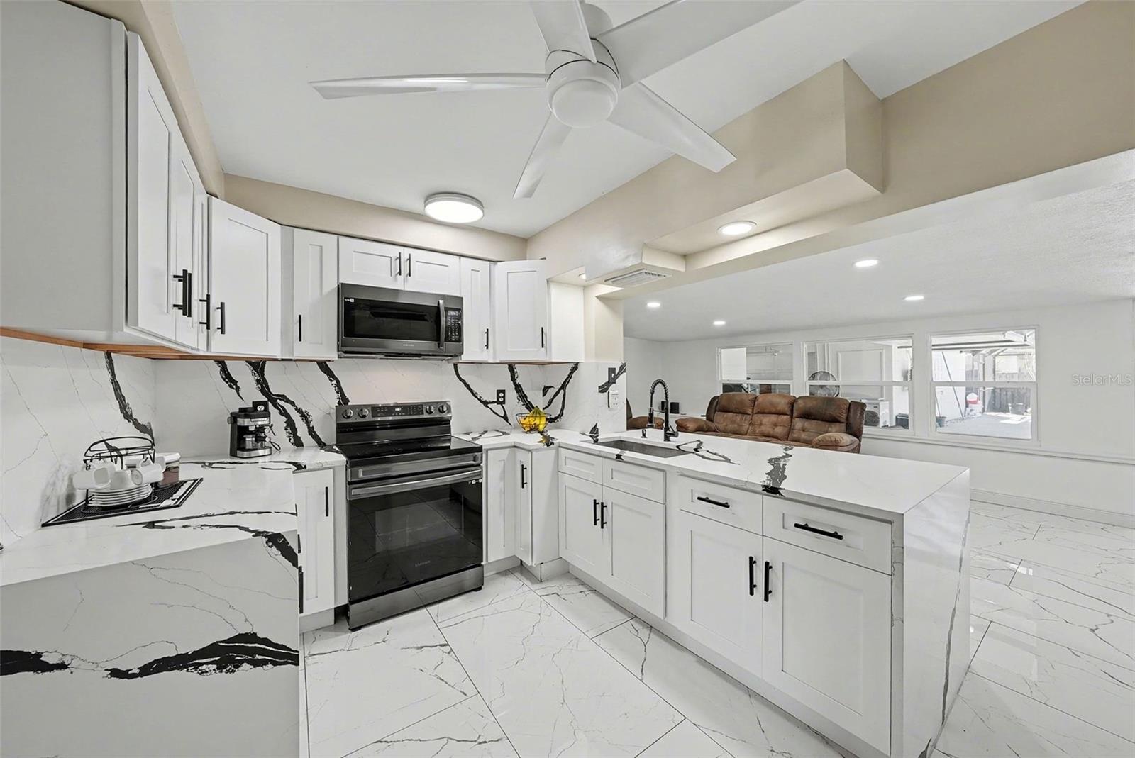 MEADOWS ESTATES - Residential