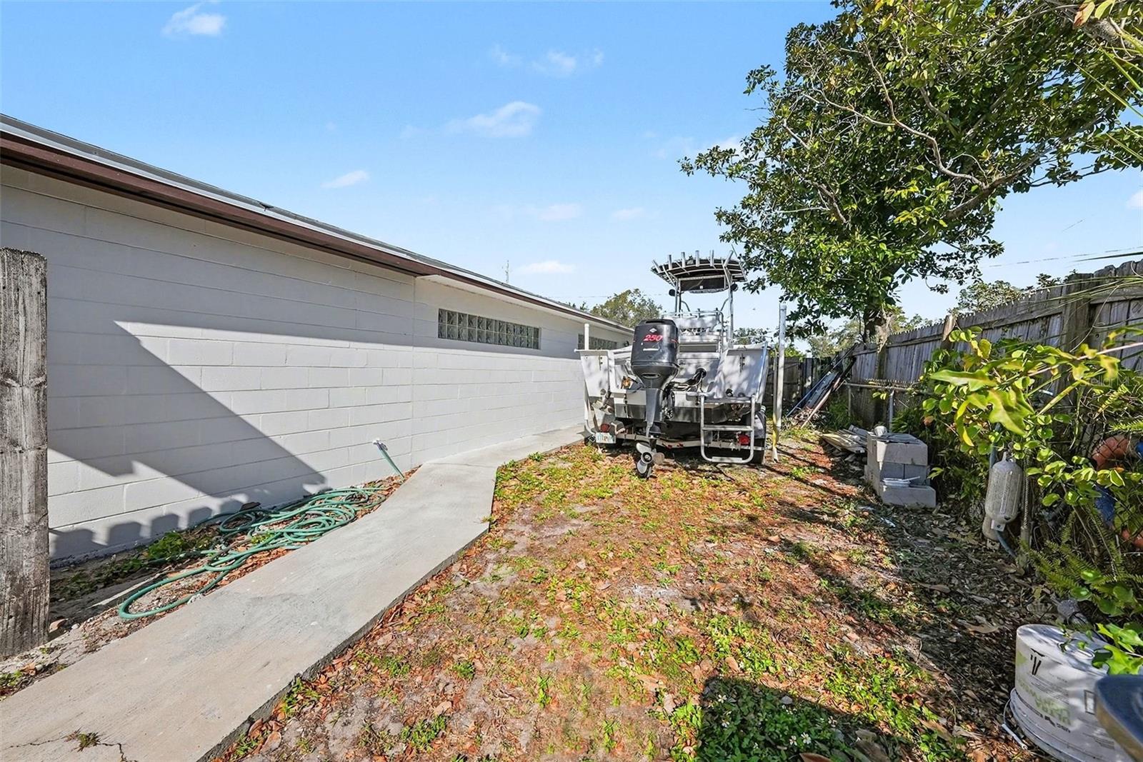 MEADOWS ESTATES - Residential