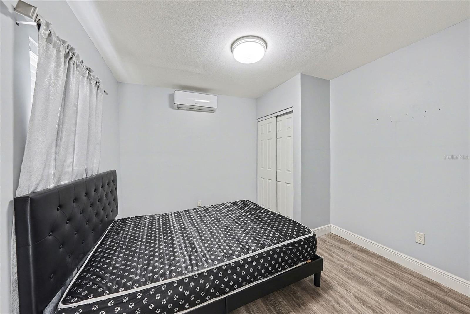 MEADOWS ESTATES - Residential