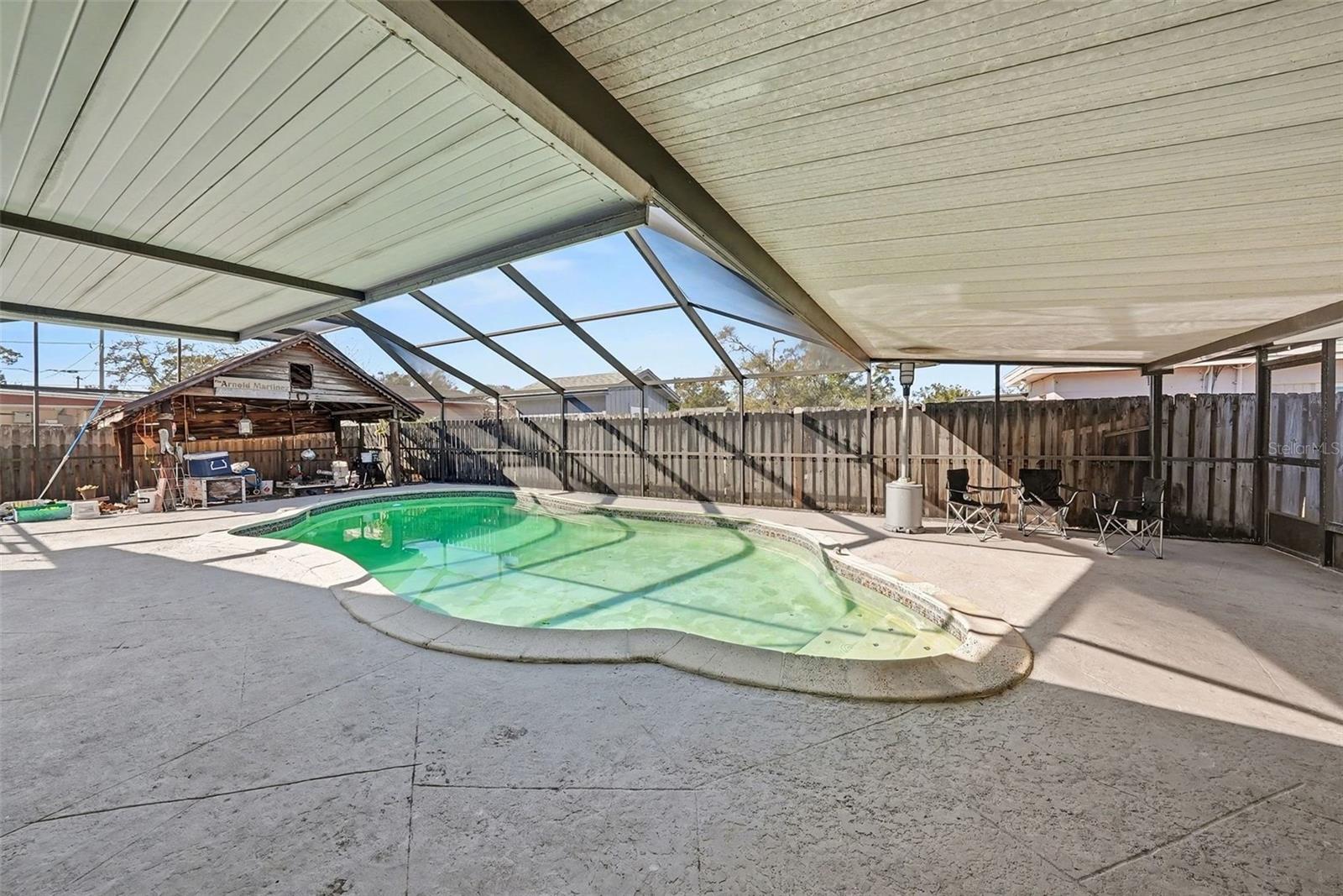 MEADOWS ESTATES - Residential