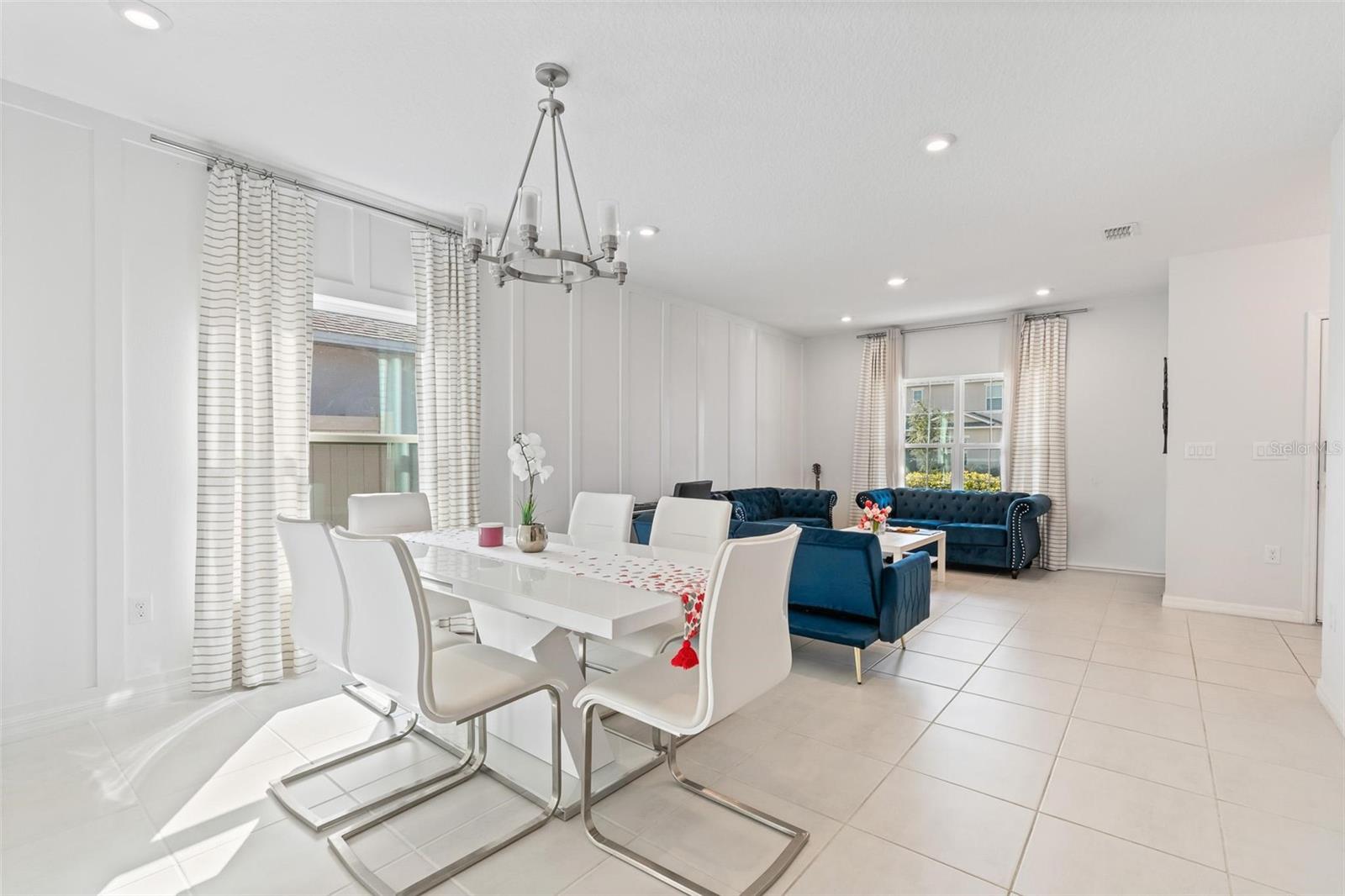 TIERRA DEL SOL EAST PH 1 - Residential Lease