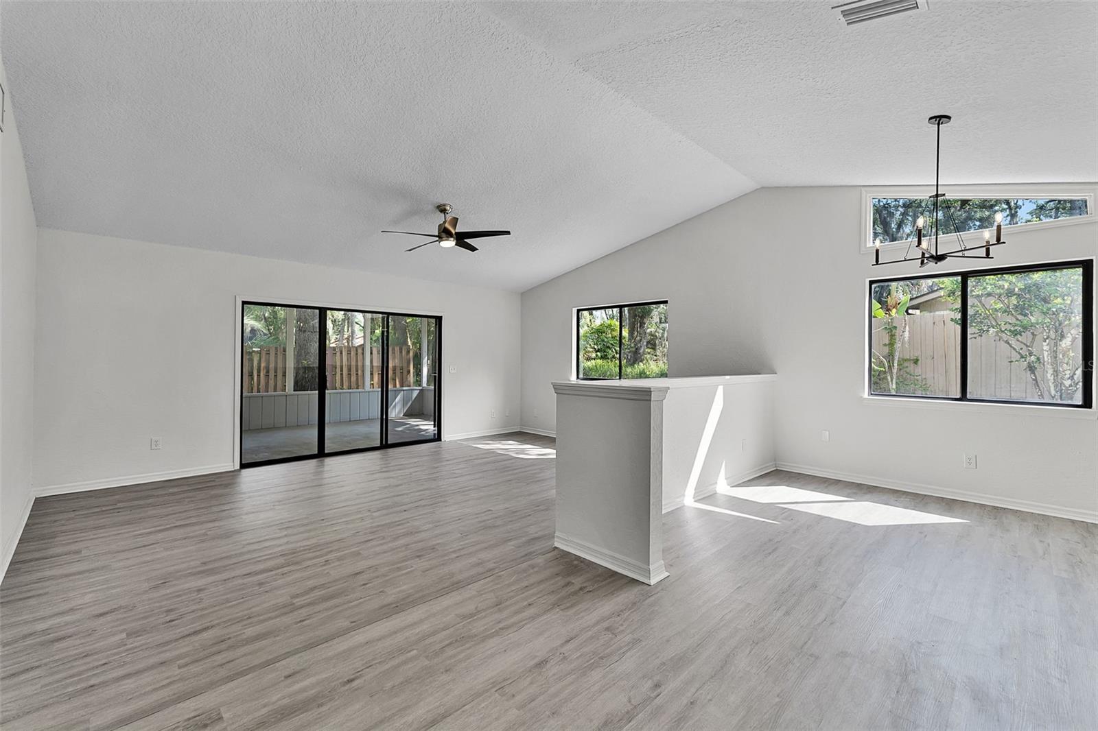 2 ROLLINGWOOD TRAIL