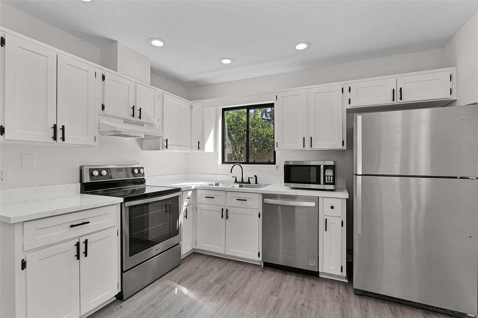 2 ROLLINGWOOD TRAIL