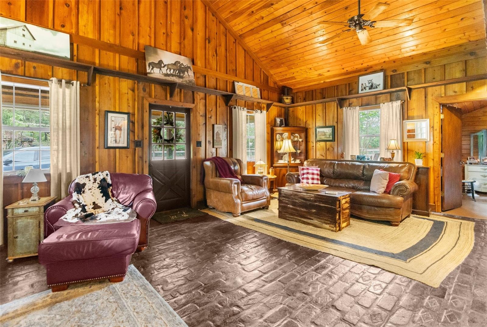 ACERAGE - Residential