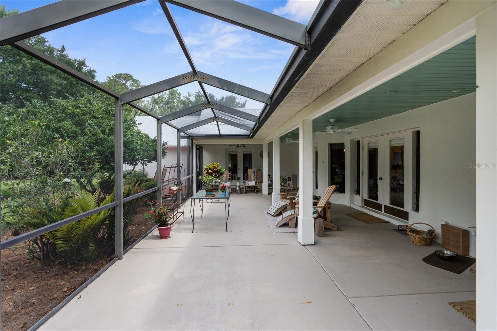 ACERAGE - Residential