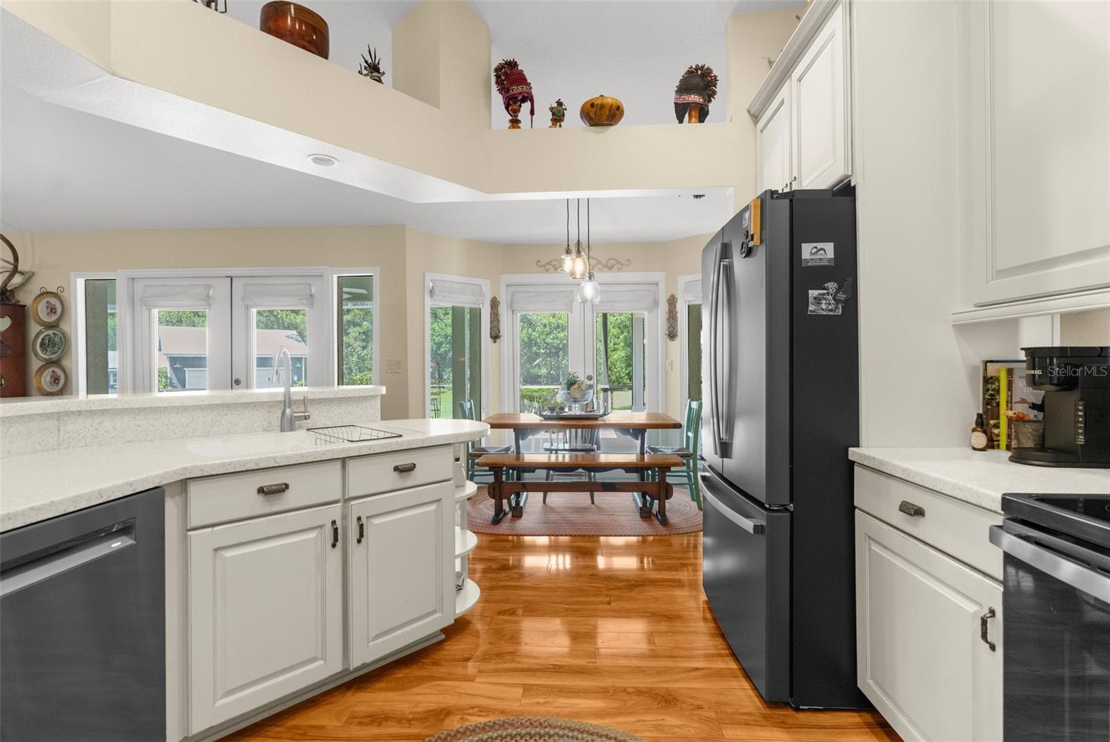 ACERAGE - Residential