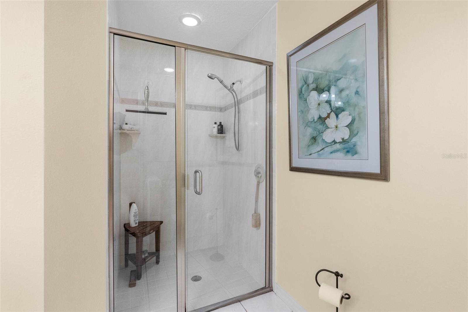 ACERAGE - Residential