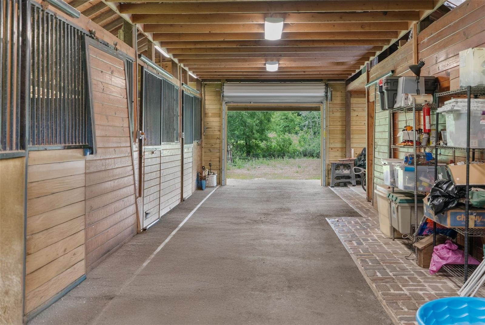 ACERAGE - Residential