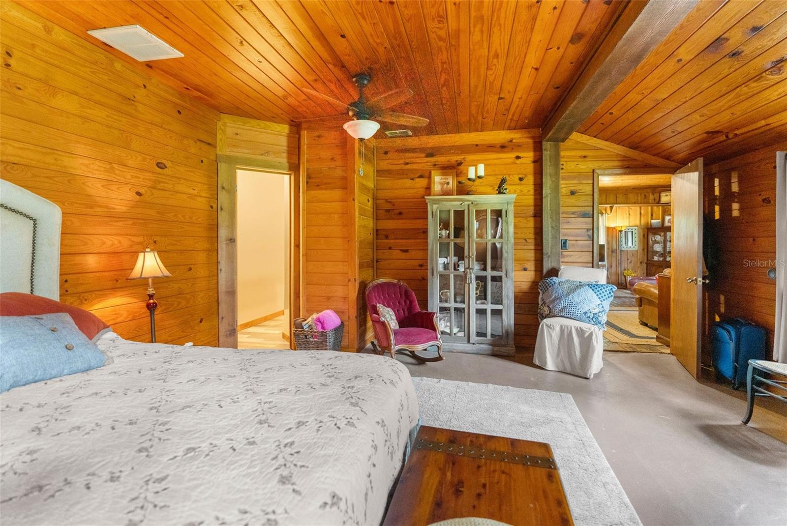 ACERAGE - Residential